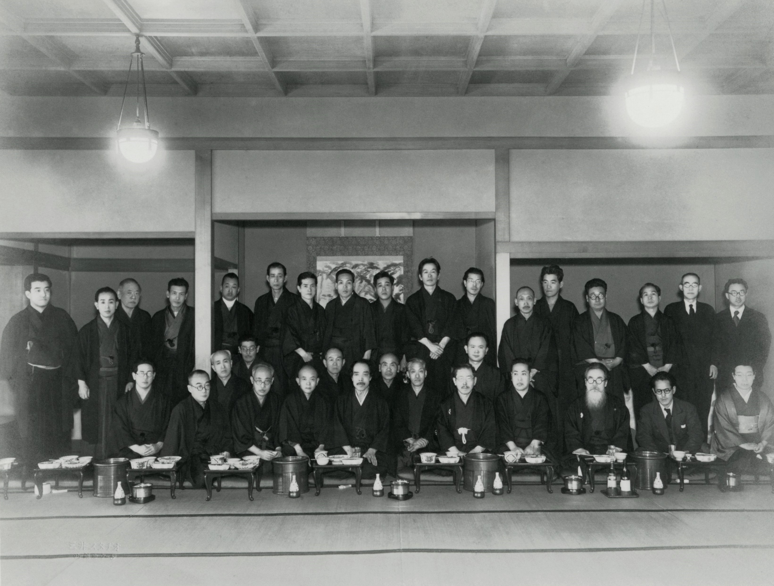 日本美術院同人による横山大観の古希賀宴　　築地・新喜楽で　　昭和12(1937)年1月